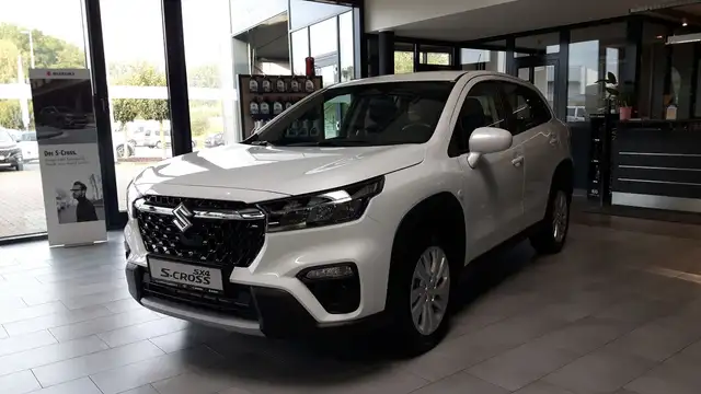 Suzuki S-Cross 1,4 Edition HYBRID