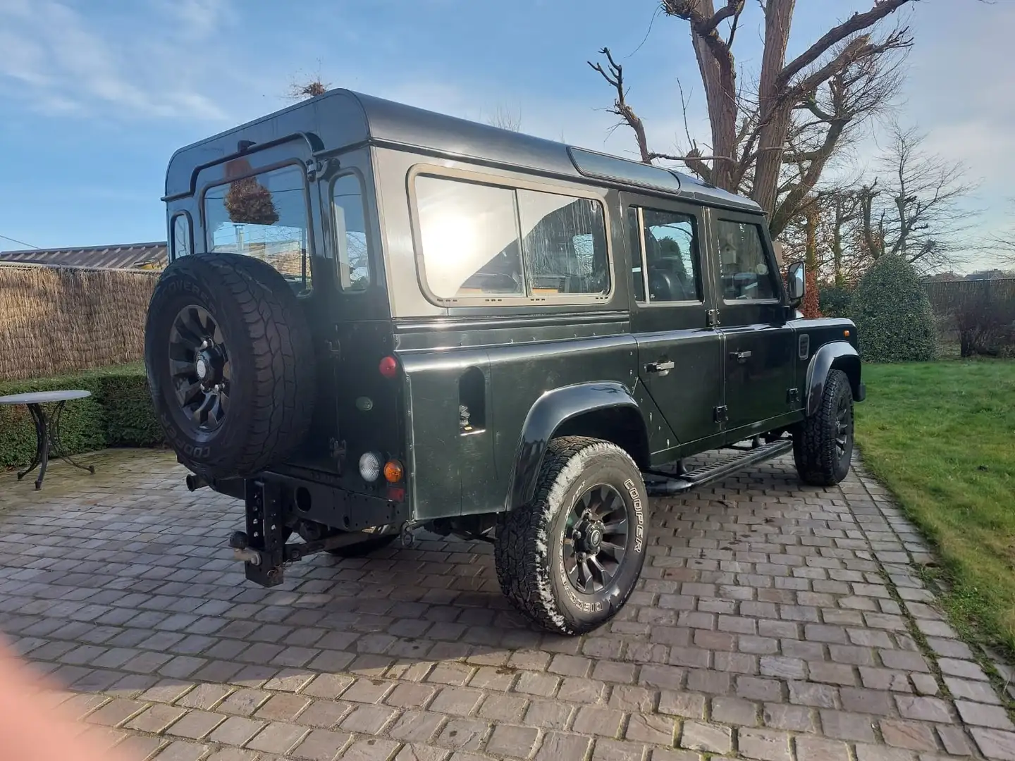 Land Rover Defender 110 Station Wagon S - 2