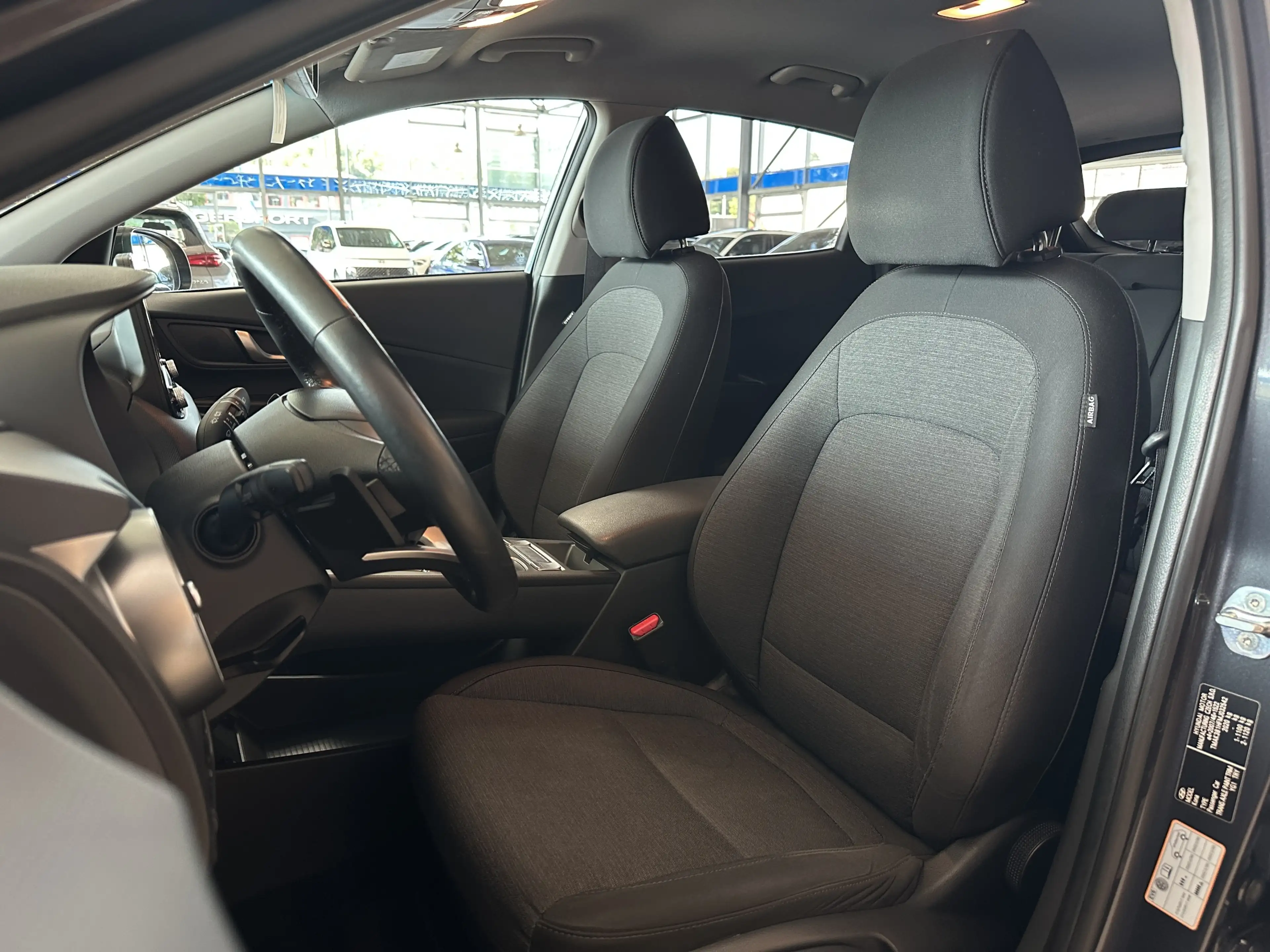 Hyundai KONA Trend R.Cam Navi Krell HUD LED ACC SHZ — photo 10
