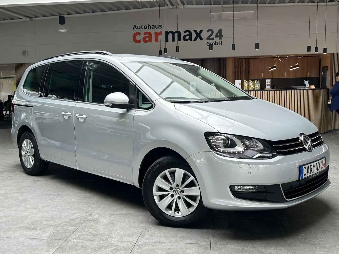 Volkswagen Sharan 2.0TDI DSG NAVI LED KAMERA 7 SITZE Silber - 1