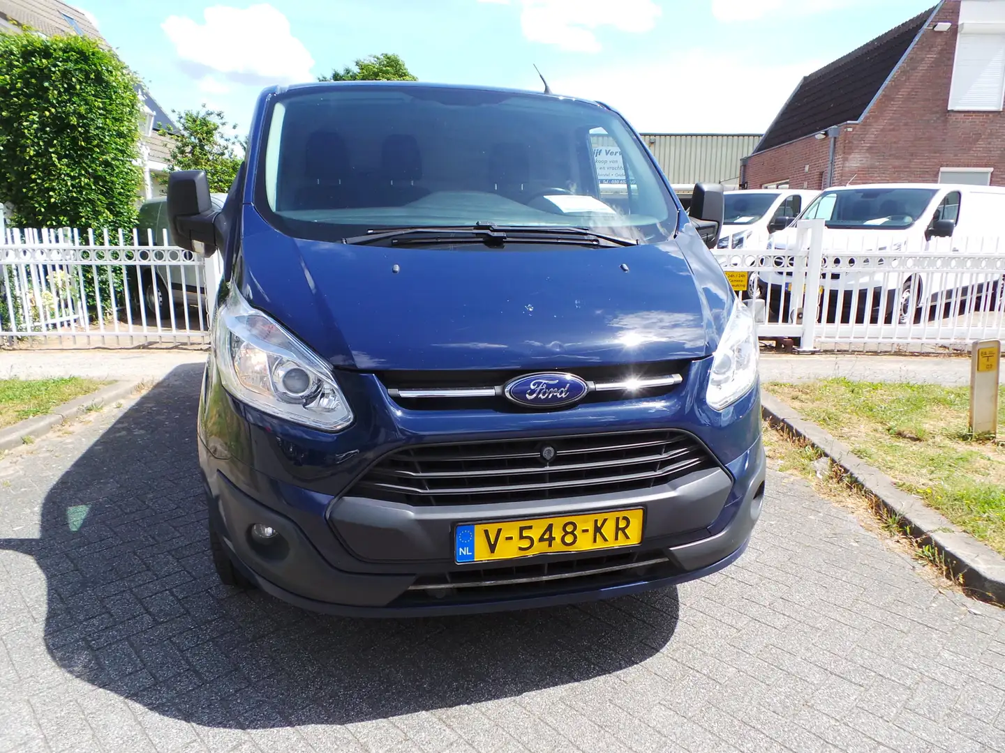 Ford Transit Custom 290 2.0 TDCI 105pk L2H1 Airco,NaviPdc,Trekhaak 3 p Bleu - 2