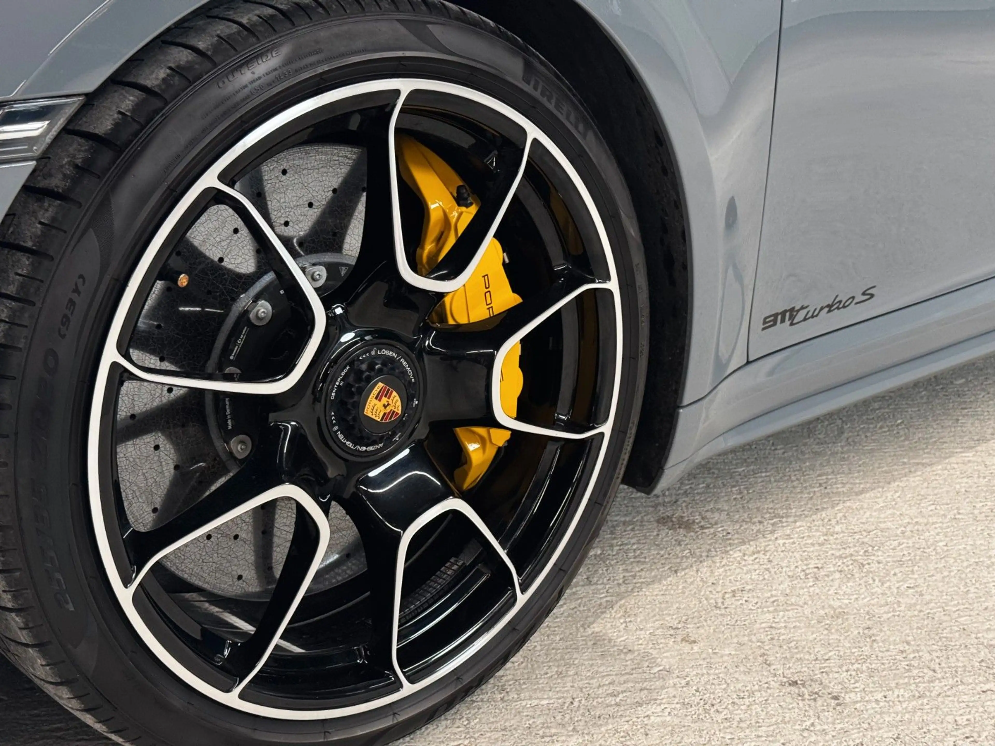 Porsche 911 /992 Turbo S Coupé — photo 5