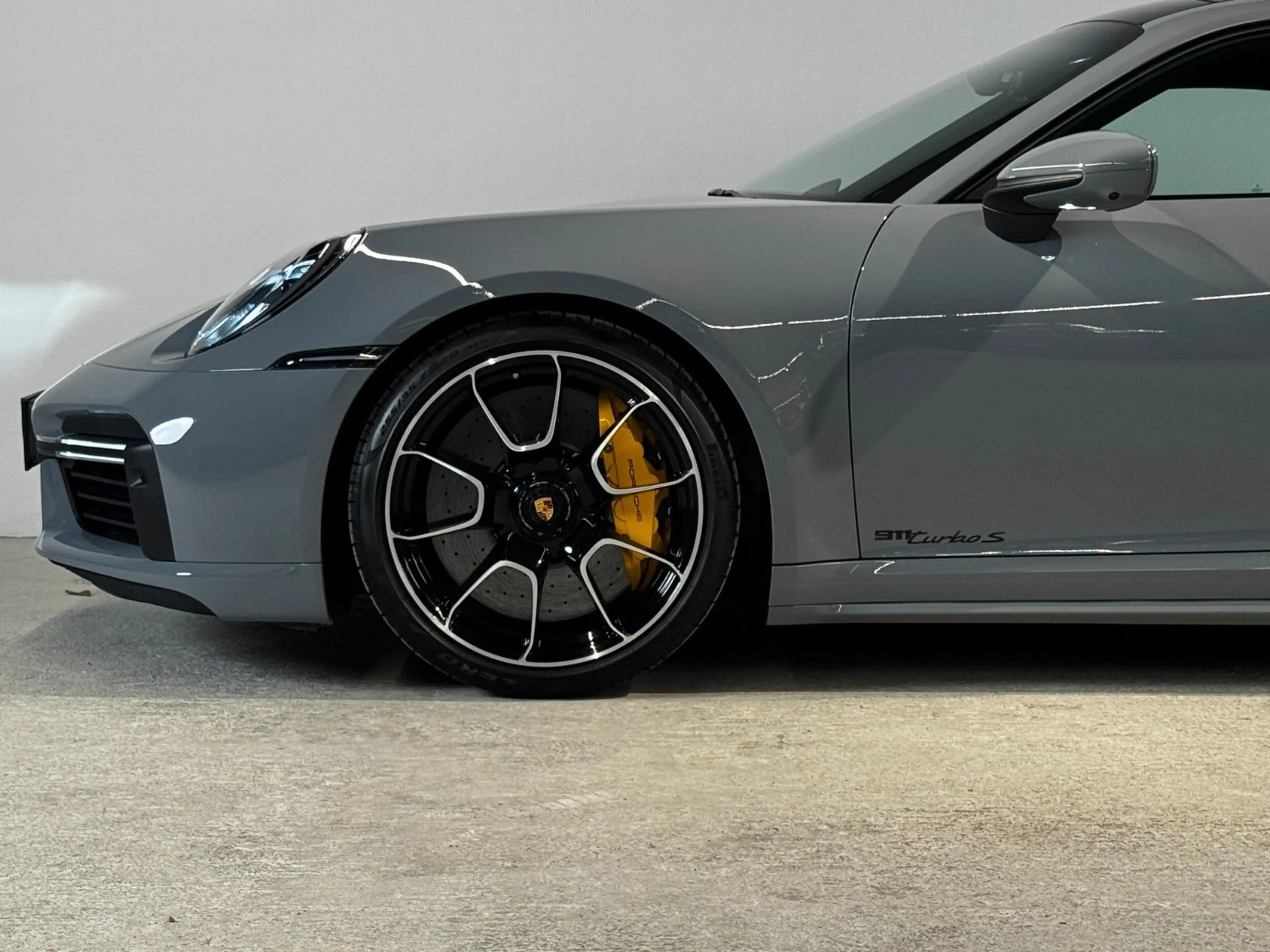 Porsche 911 /992 Turbo S Coupé — photo 10
