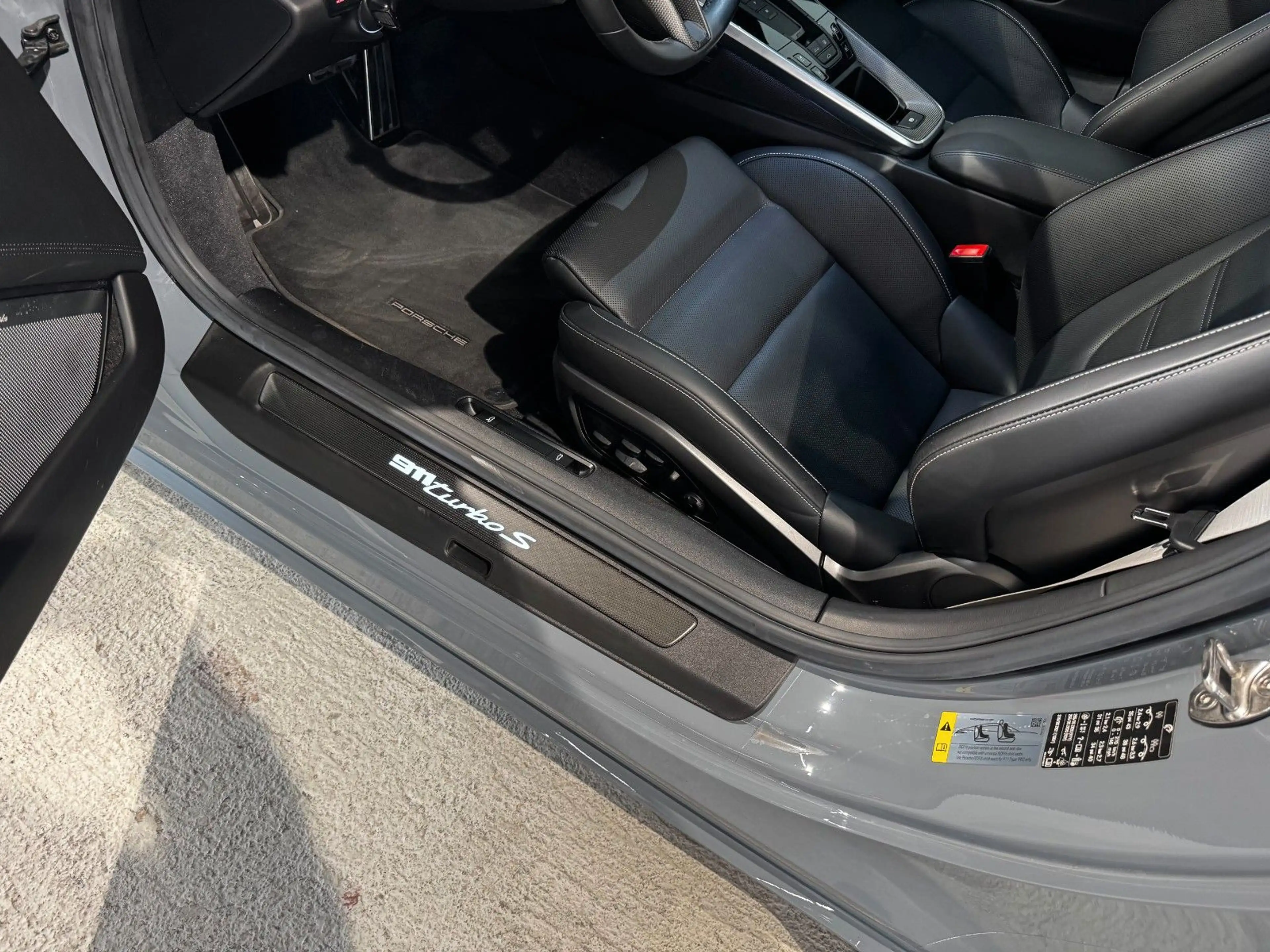 Porsche 911 /992 Turbo S Coupé — photo 7