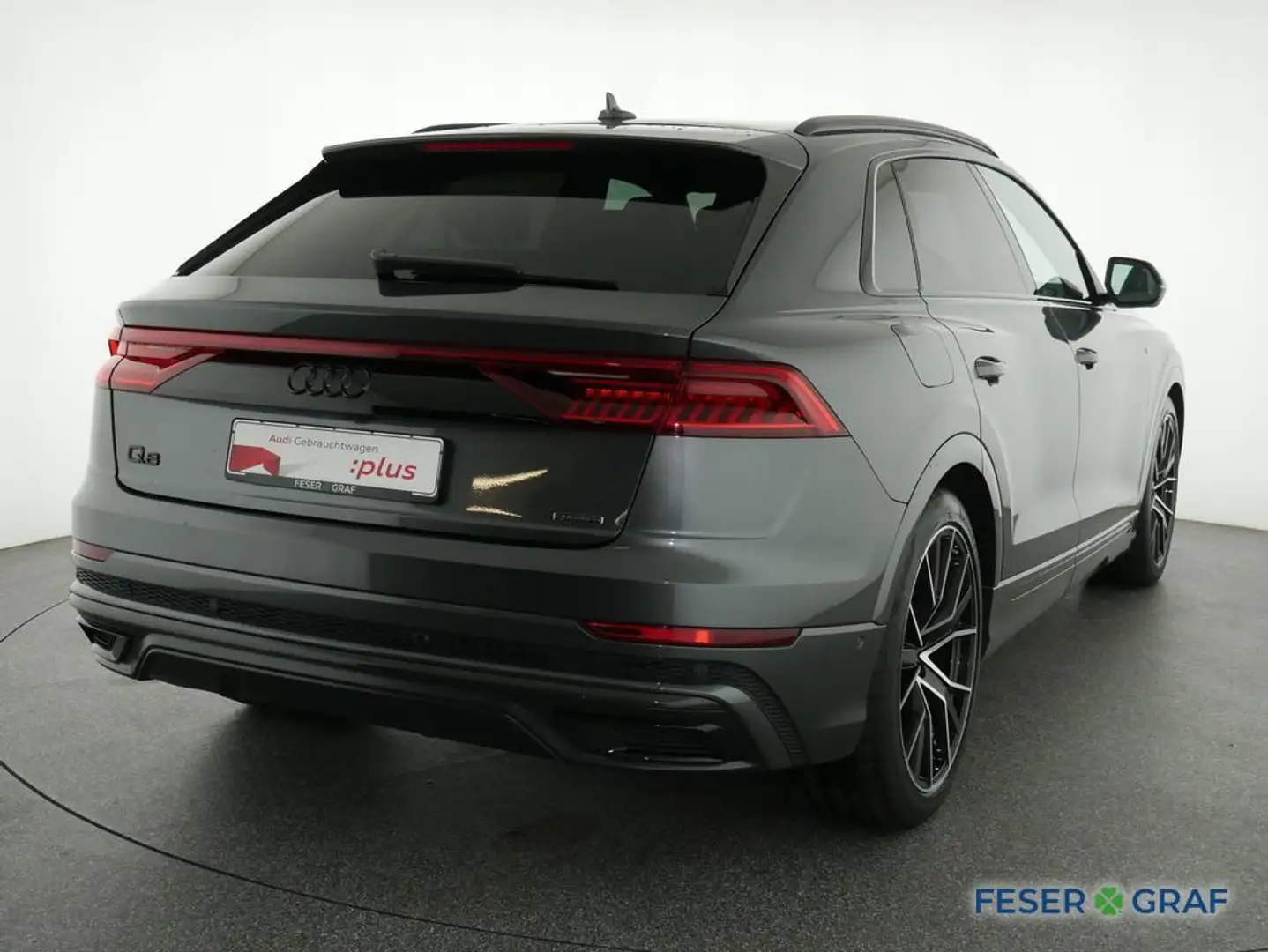 Audi Q8 50 TDI 2x S Line Standhzg,HUD,Allradl,AHK,B&O,Matr Grau - 2