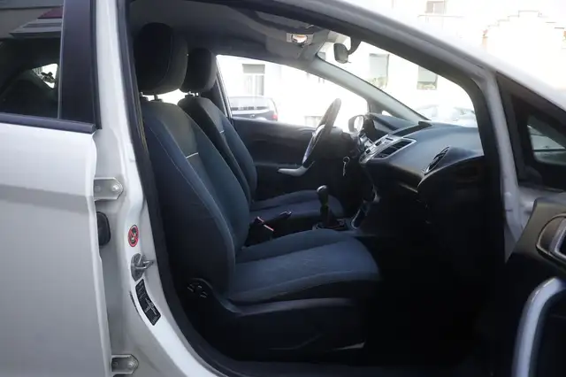 Ford Fiesta view 10