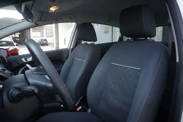 Ford Fiesta view 16