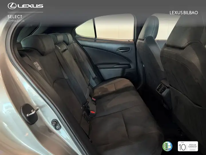 Lexus UX 2022, foto 6