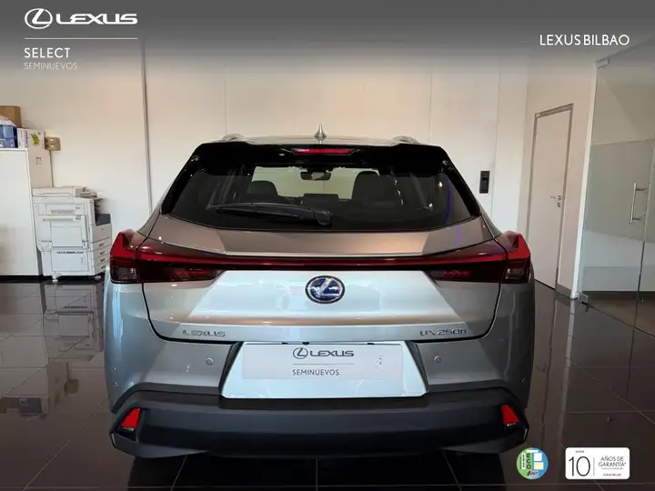 Lexus UX 2022, foto 4