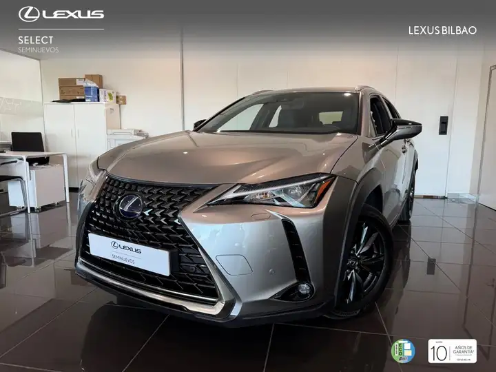 Lexus UX 2022