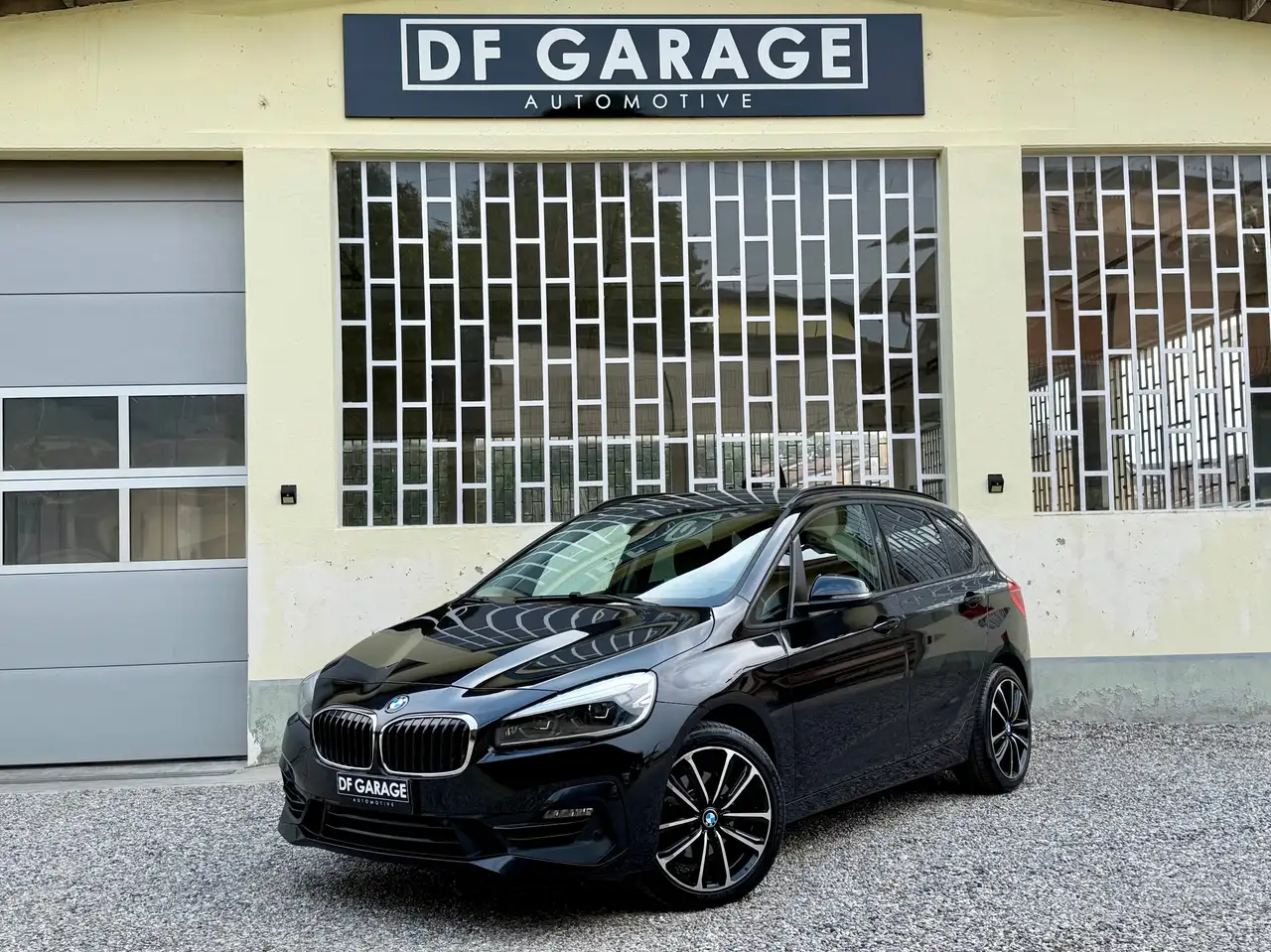 BMW 218