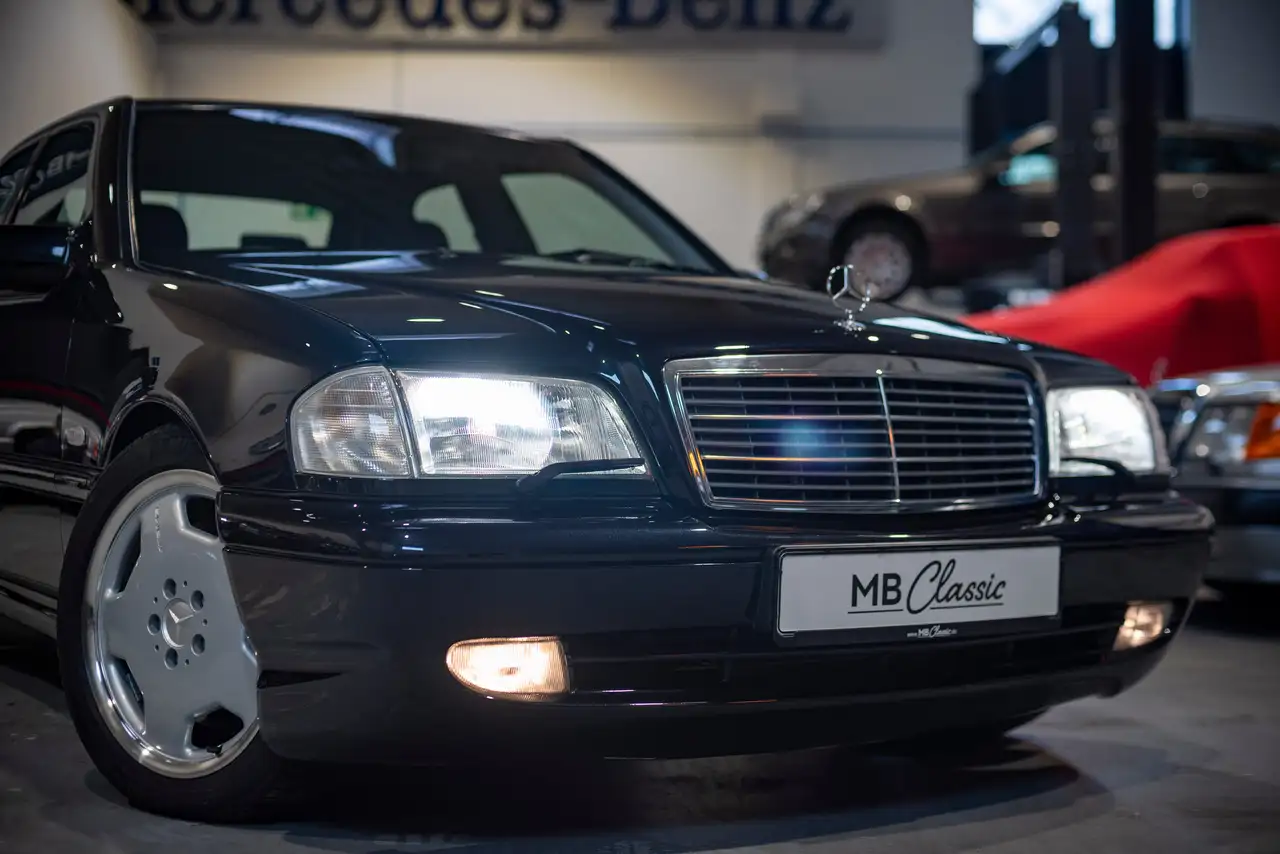 Mercedes-Benz C 43 AMG W202, Designo, V8 im Bestzustand, gute Historie, foto 4