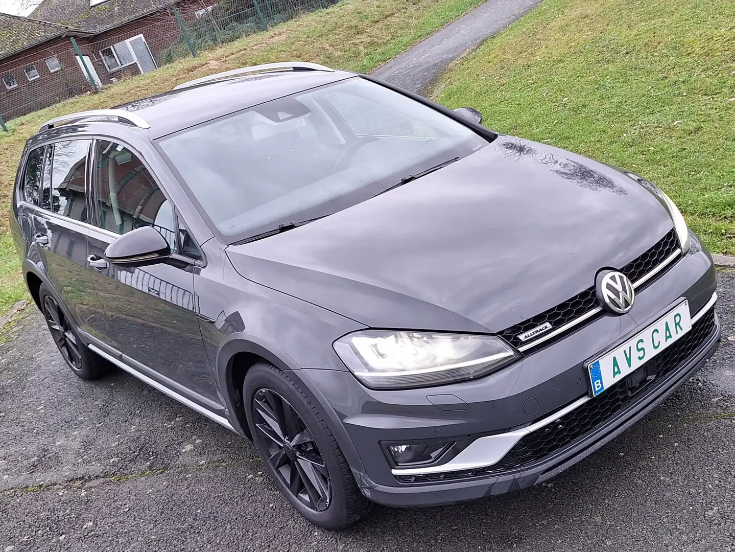 Volkswagen Golf 1.6 CR TDi 4Motion ALL track  106000kms distri ok Gris - 1