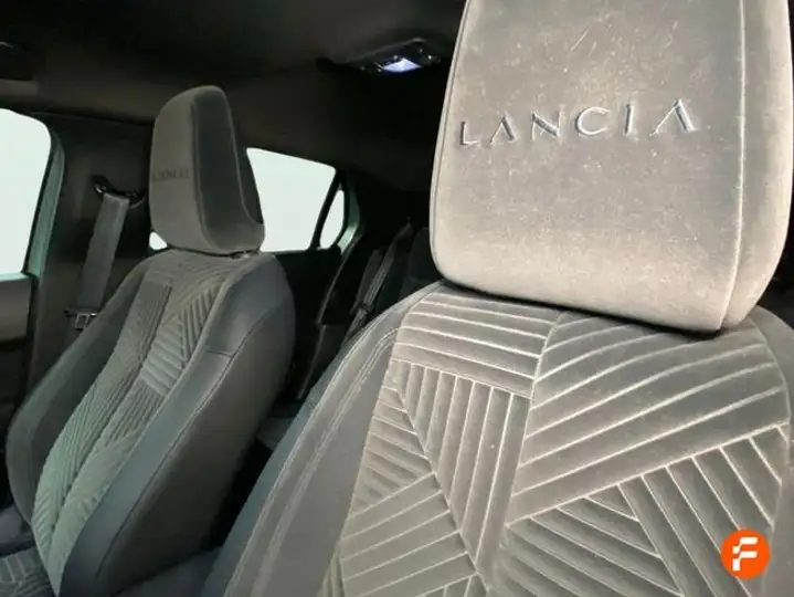 Lancia Ypsilon 2025, foto 32
