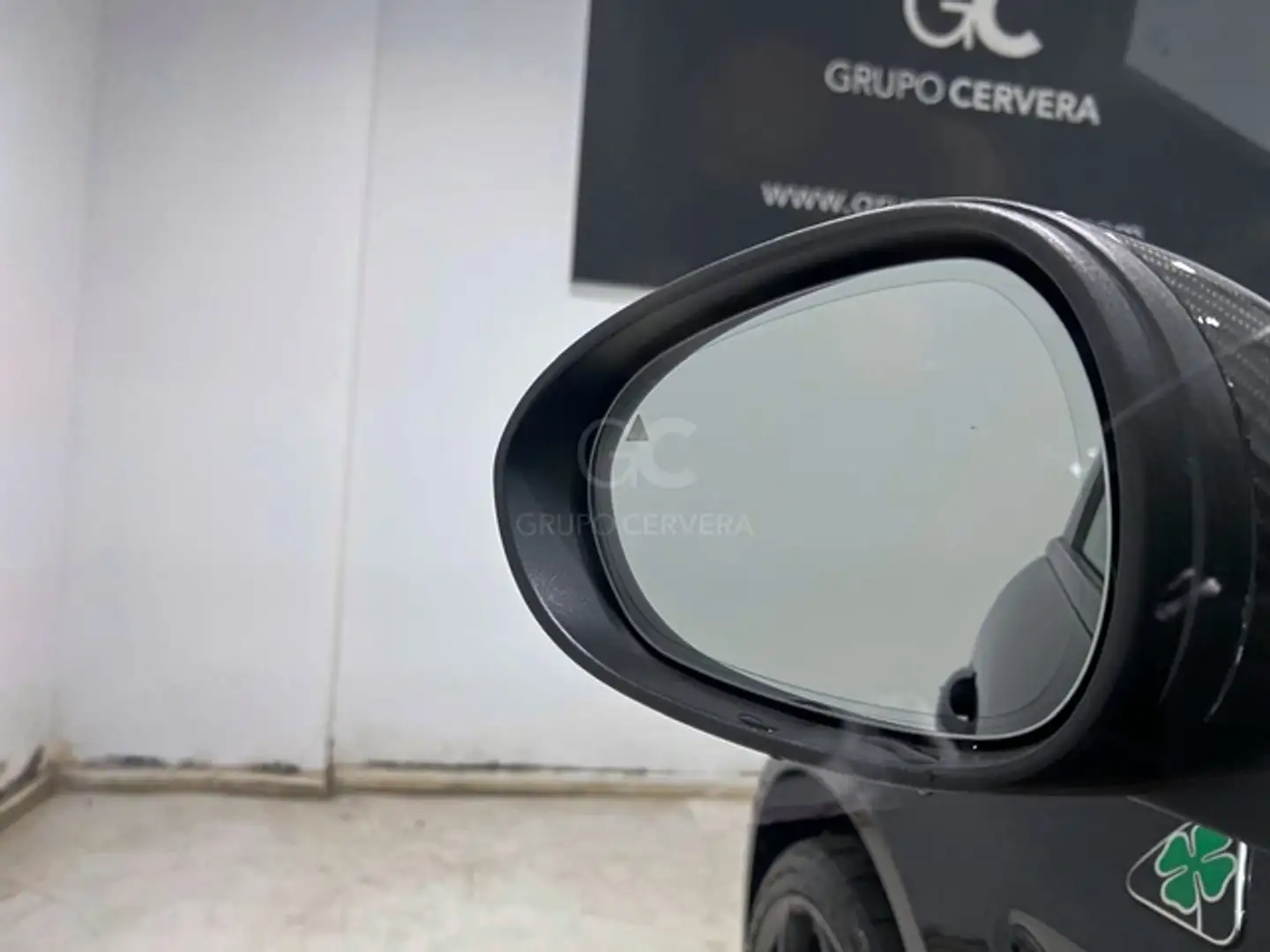 Alfa Romeo Giulia 2.9 Quadrifoglio Aut. 520 RWD Negro - 2