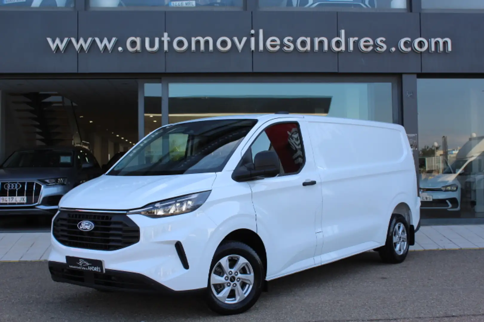 Ford Transit Custom Van 320 L2 Trend 150 Weiß - 1