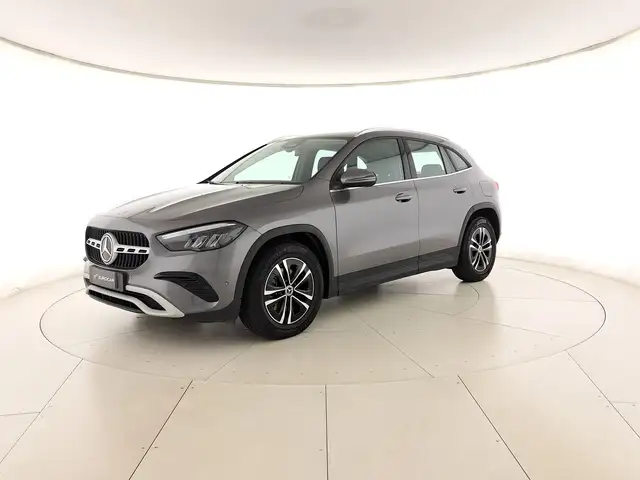Mercedes-Benz GLA 180 180 d advanced auto