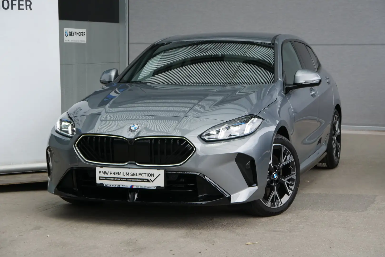 BMW 123 i xDrive *M-Paket/360°/ACC/Adapt. LED/Head-Up/H&K Sound* Grau - 2