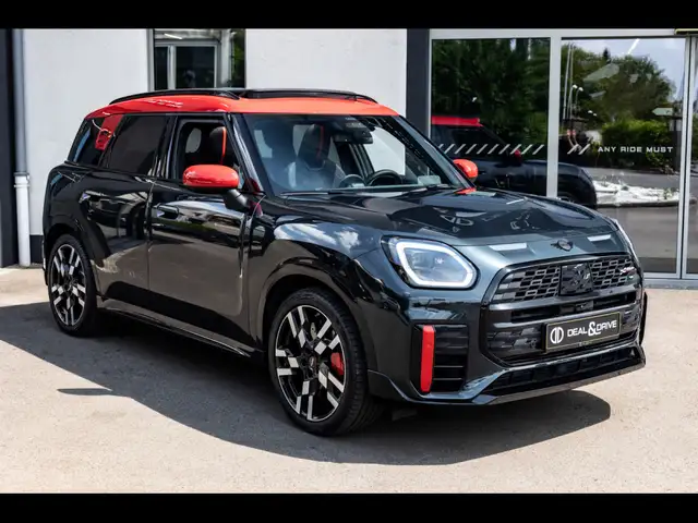 Mini Countryman view 8