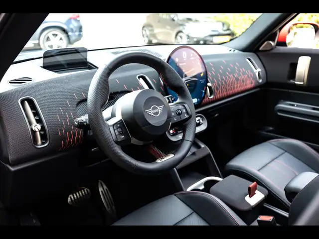 Mini Countryman view 11