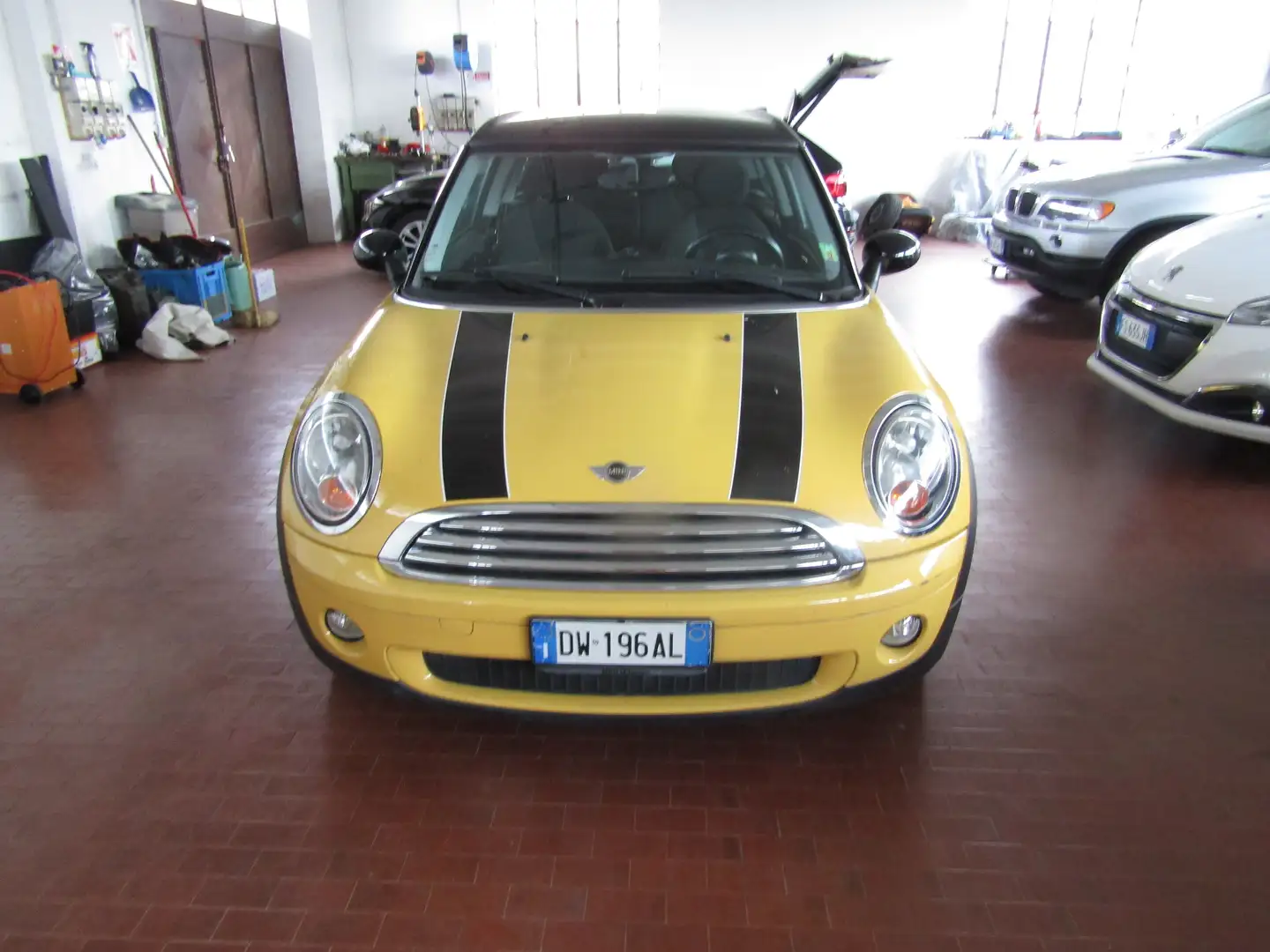 MINI Cooper Clubman Clubman 1.6 Cooper Chili Amarillo - 1