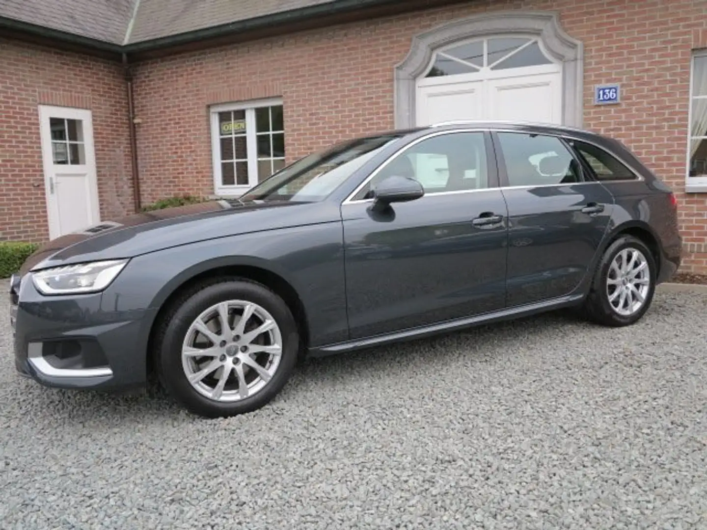 Audi A4 A4 Avant 30 TDI S tronic+PANOR. DAK+PROMO+GARANTIE Gris - 2
