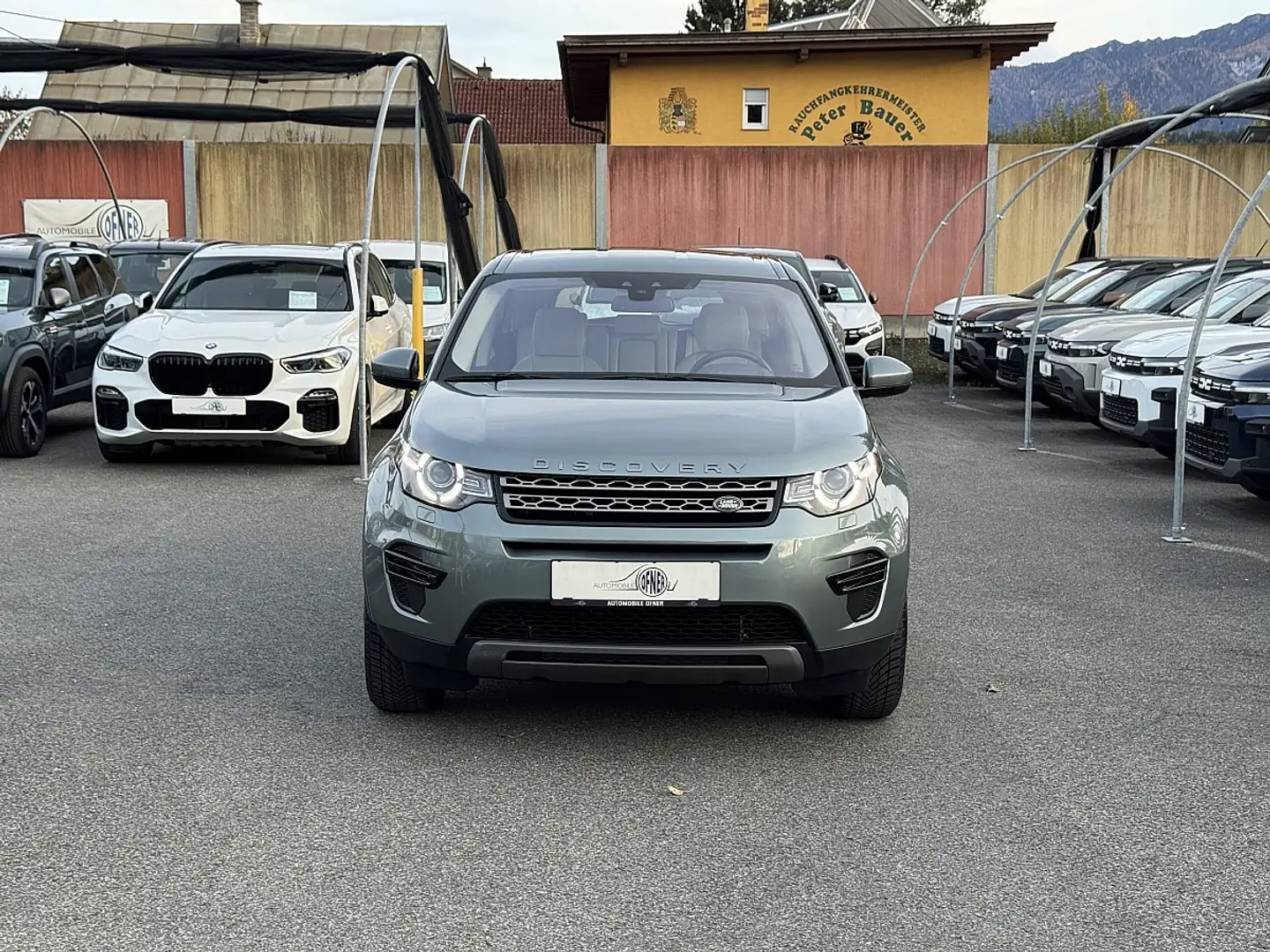 Land Rover Discovery Sport 2,0 SD4 4WD SE Aut. HeadUp LED PDC Meridian Navi Grau - 2