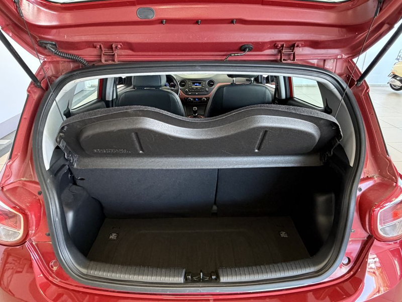Hyundai i10 1.2 Style + Schiebedach + PDC + Winterräder — photo 13