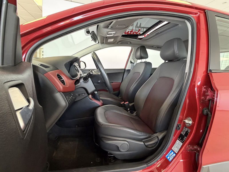 Hyundai i10 1.2 Style + Schiebedach + PDC + Winterräder — photo 7