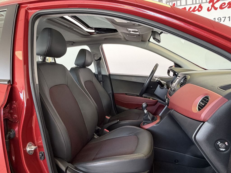 Hyundai i10 1.2 Style + Schiebedach + PDC + Winterräder — photo 15