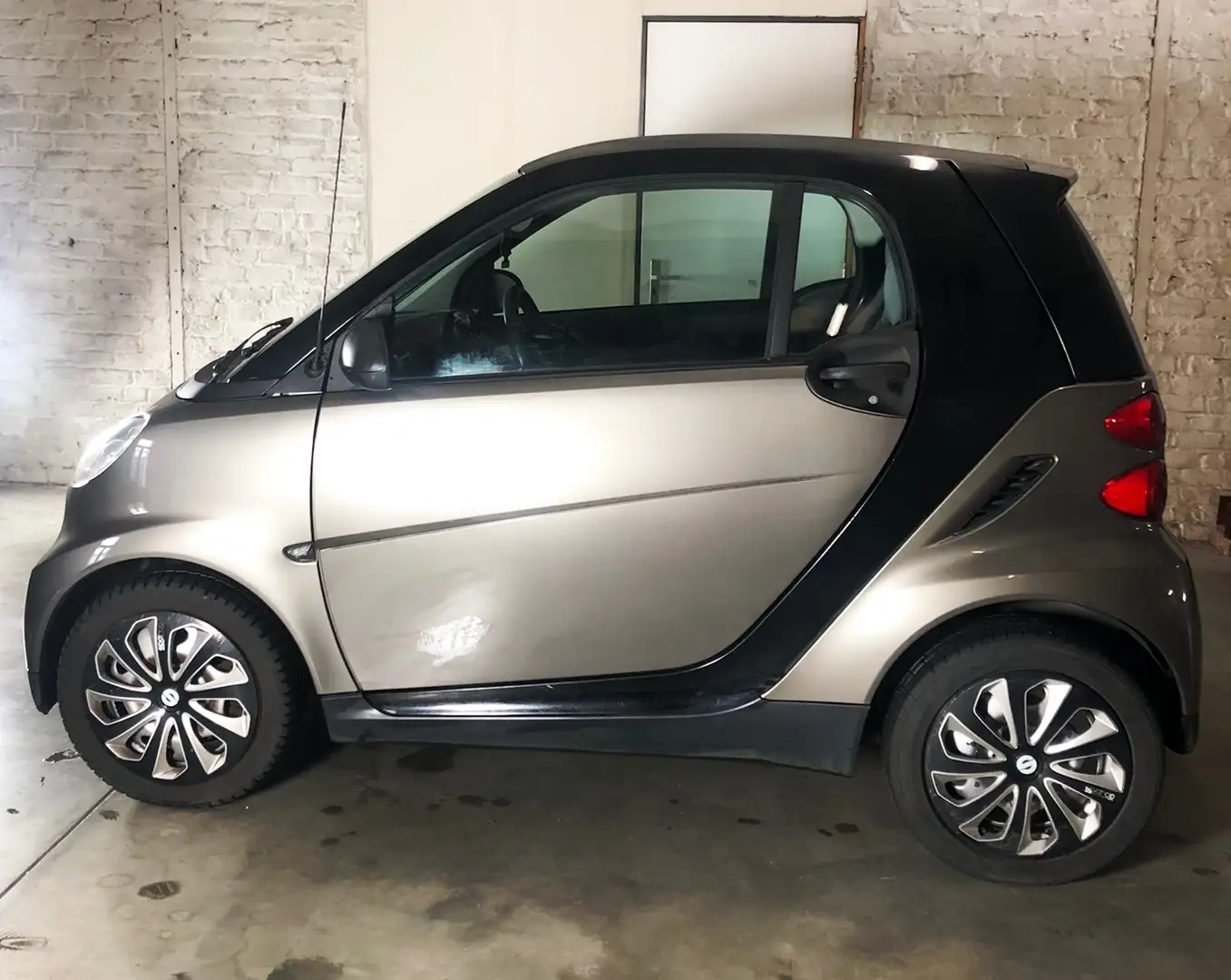 smart forTwo 1.0i Mhd Pure Softouch bež - 2