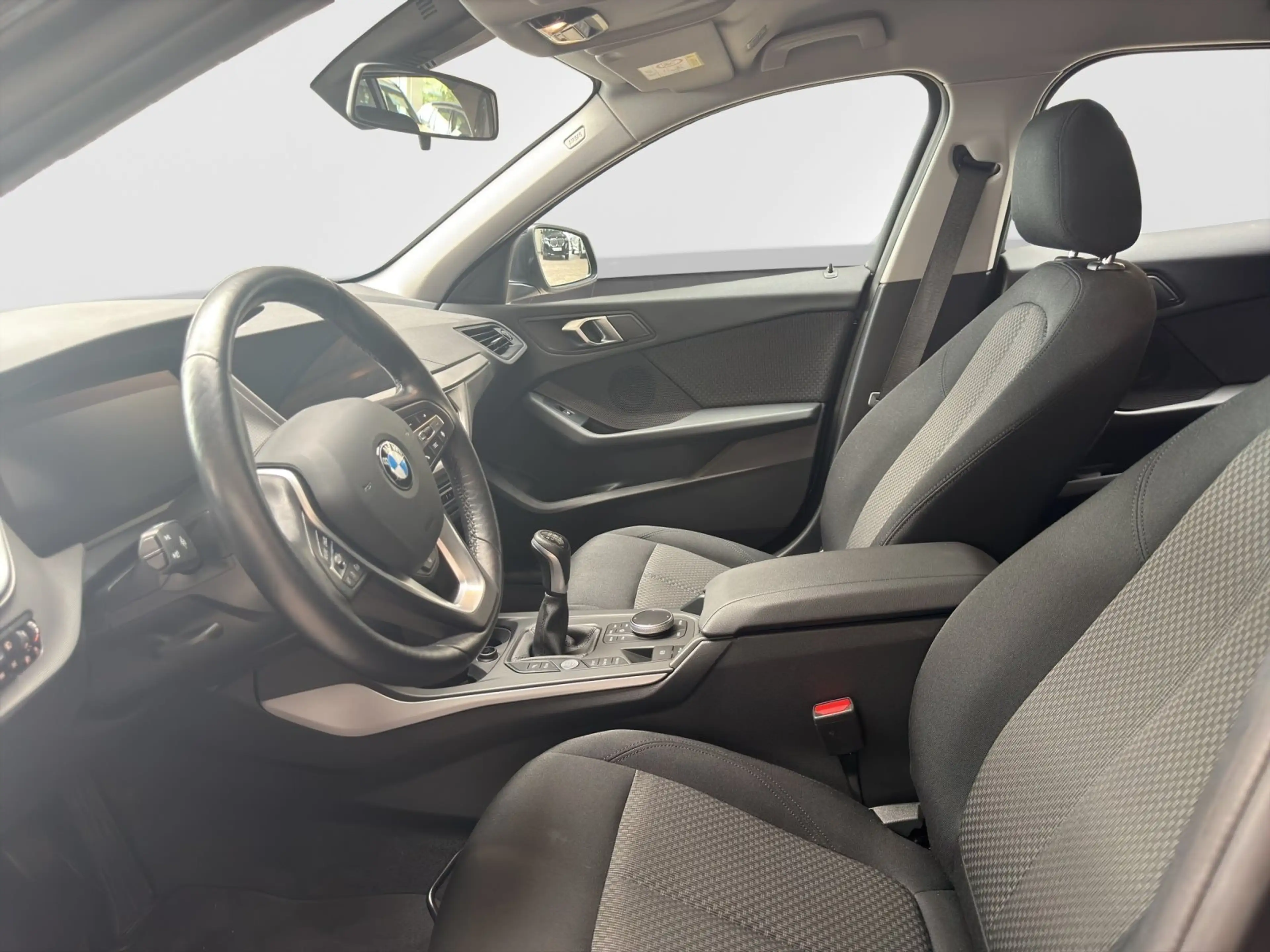 BMW 118 i Modell Advantage/ LCP — photo 11
