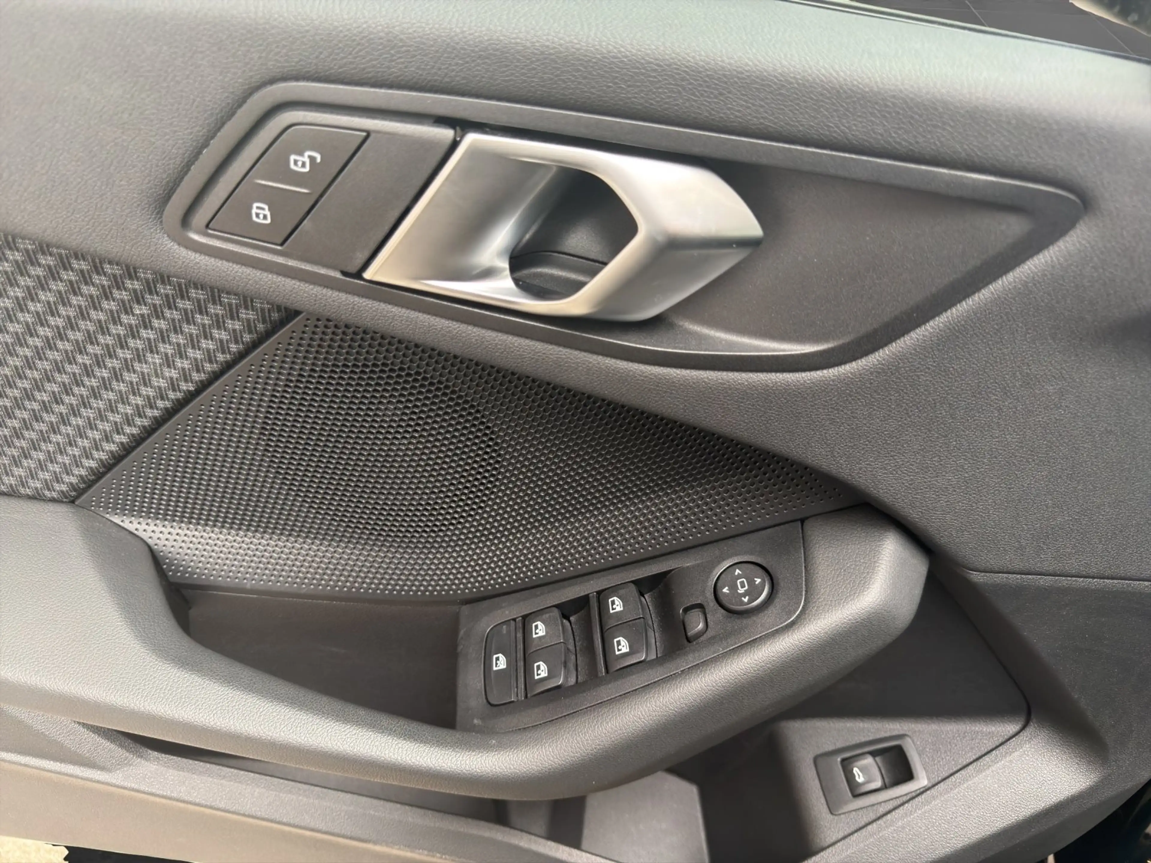 BMW 118 i Modell Advantage/ LCP — photo 10
