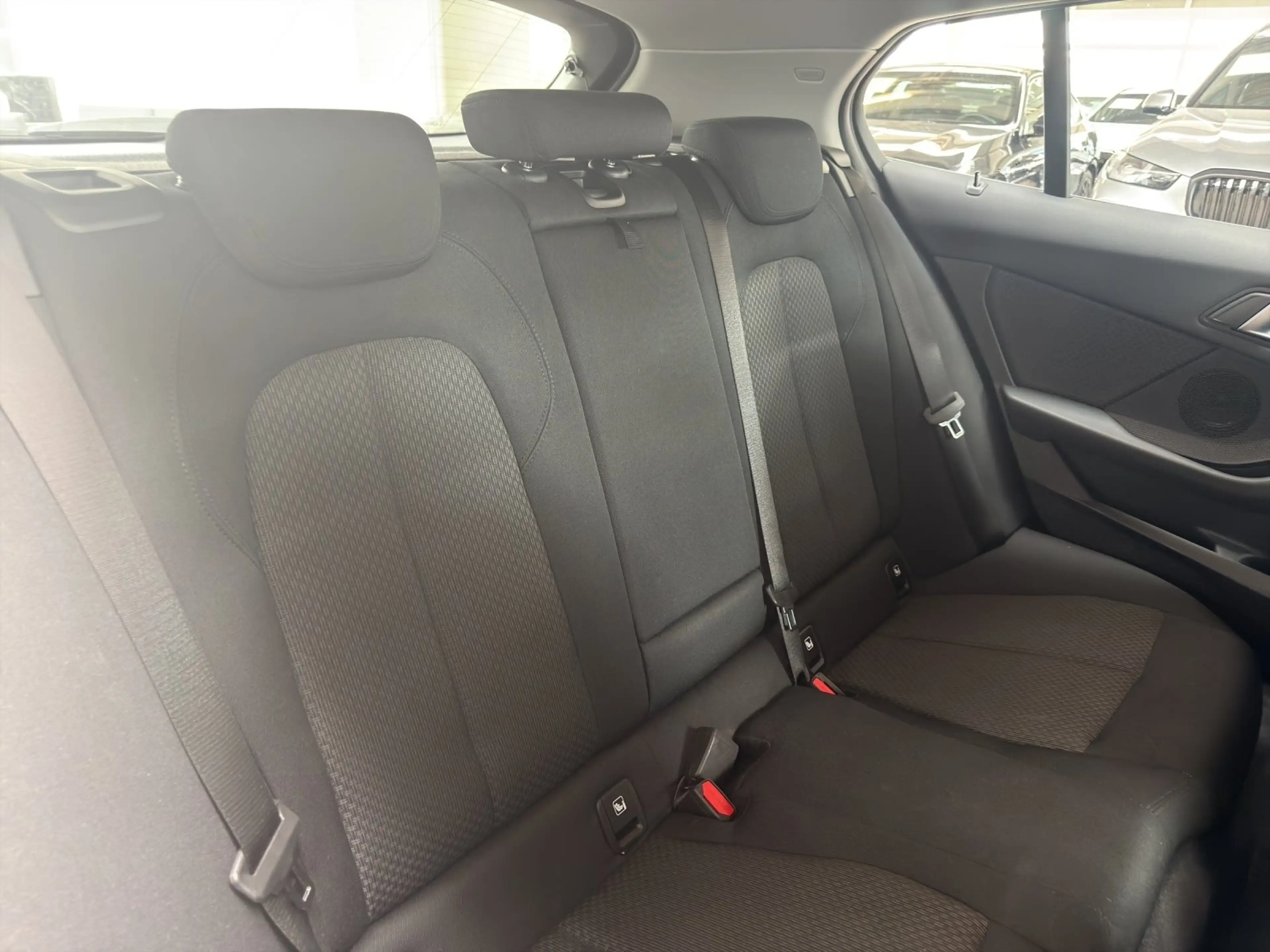 BMW 118 i Modell Advantage/ LCP — photo 15