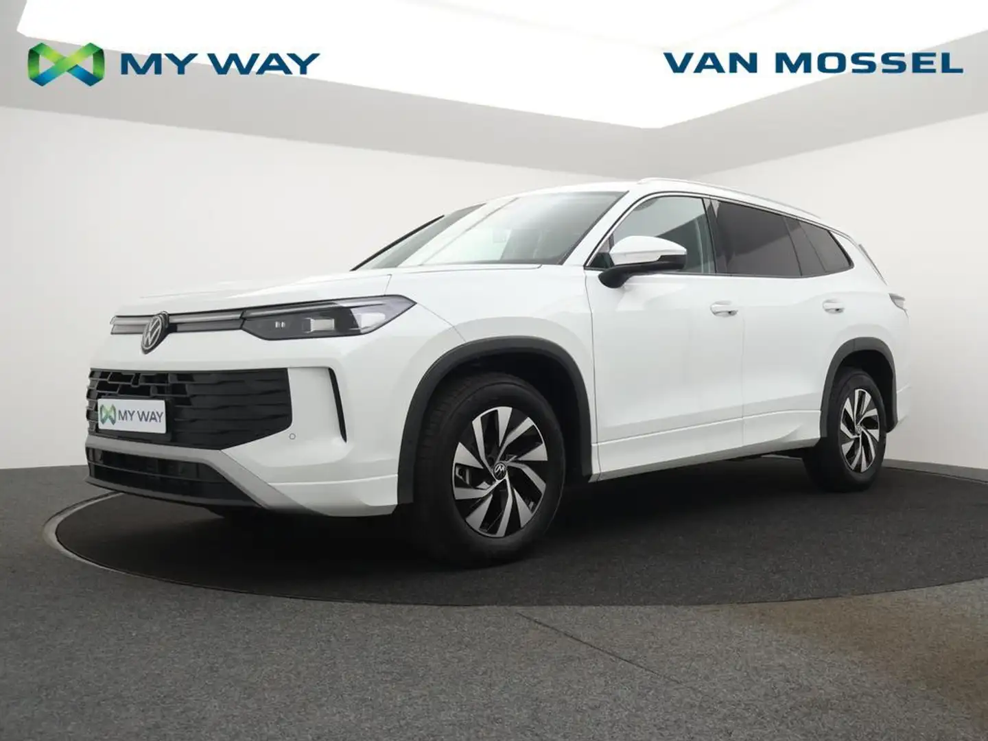 Volkswagen Tayron Tayron 1.5eTSI mHEV Life 150PK *AUTOMAAT*7-ZIT*NAVI*APP CONNECT*PDC*CRUISE*DIGITAL DASHBOARD*... Белый - 1