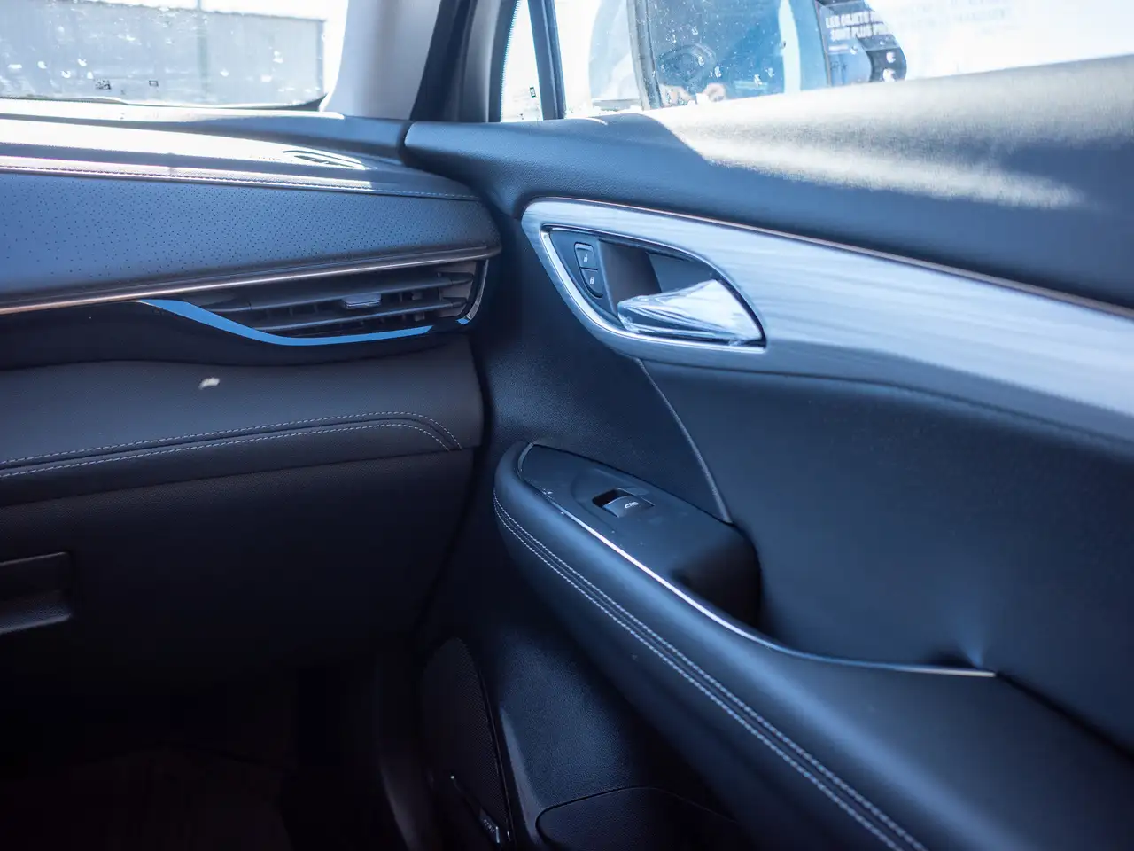 Buick Envision снимка Buick Envision