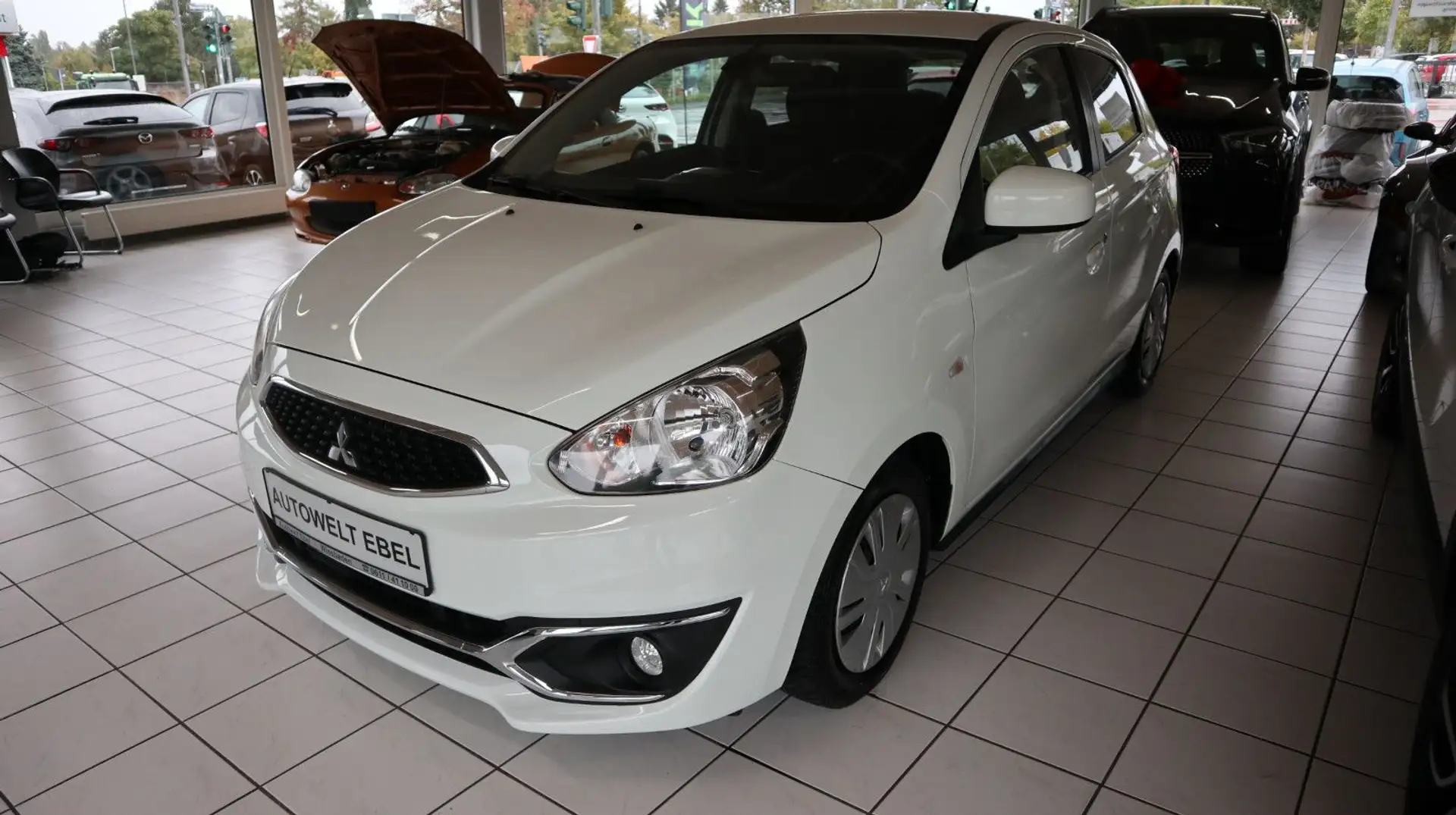 Mitsubishi Space Star *80PS*NAVI*SHZ*HU/AU+INSP. NEU*1. HAND Weiß - 1