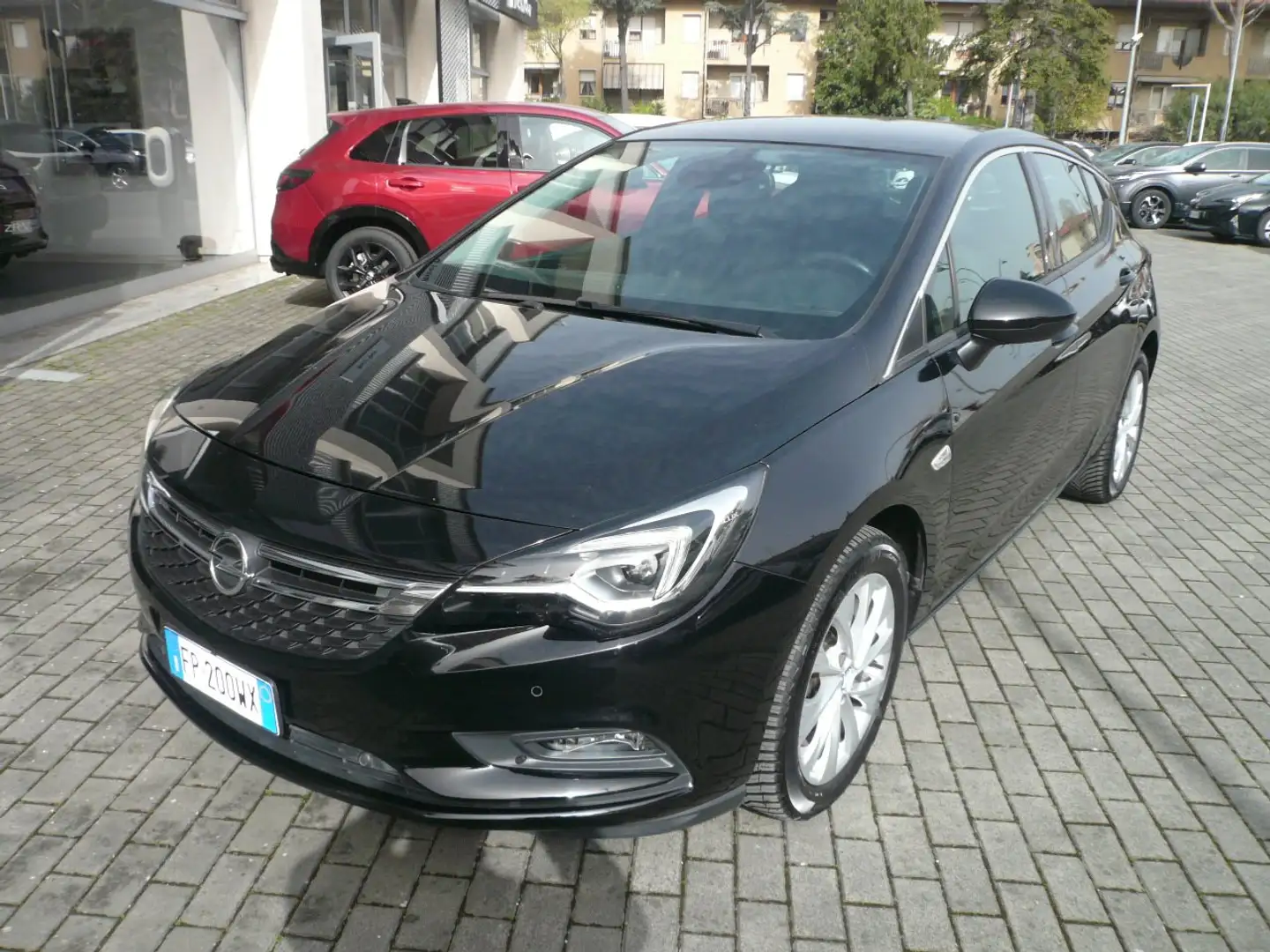 Opel Astra Astra 5p 1.4 t Dynamic ecoM 110cv Fekete - 2