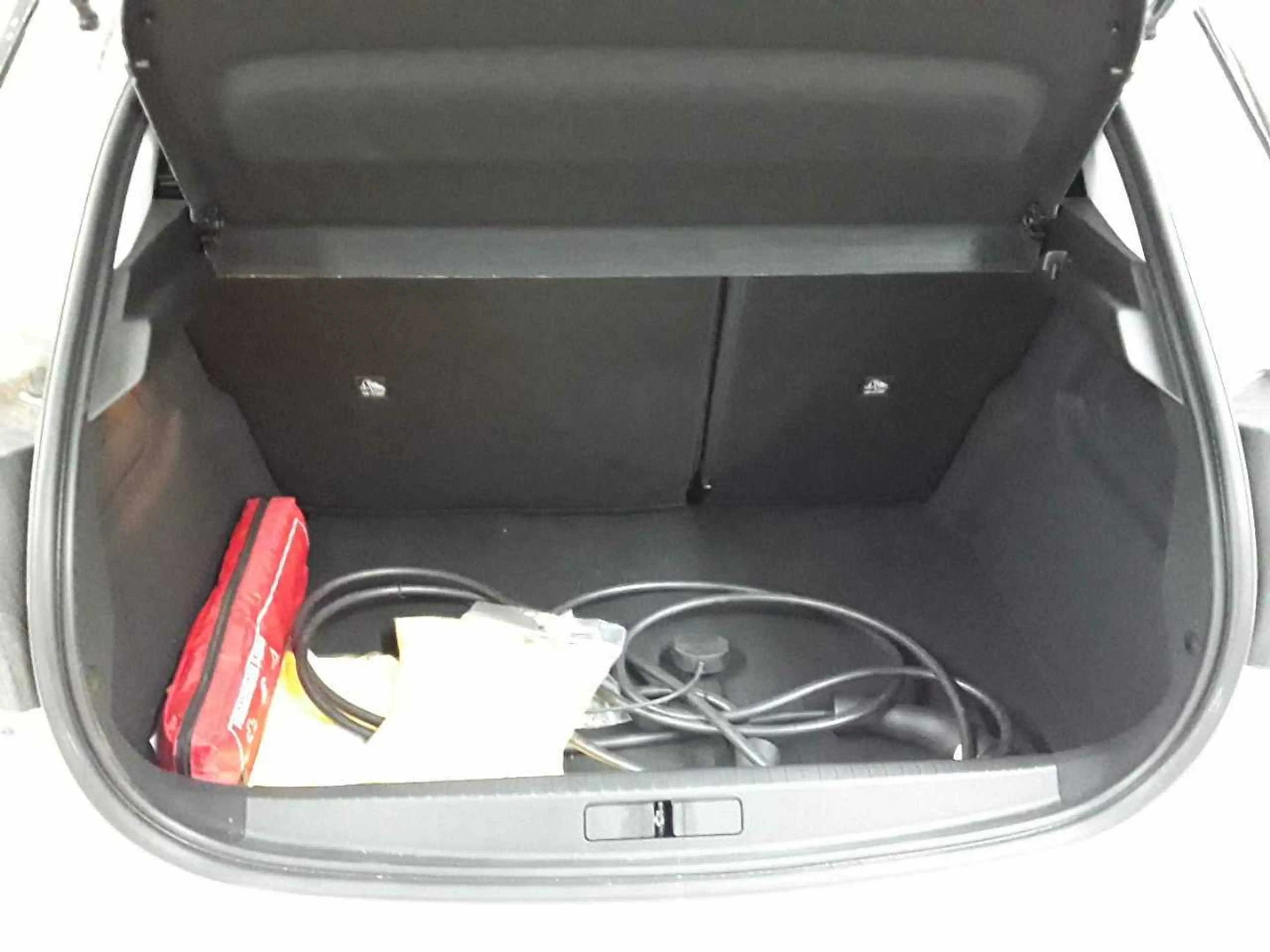 Opel Corsa-e Corsa-e Elegance Navi PDC SHZ — photo 15