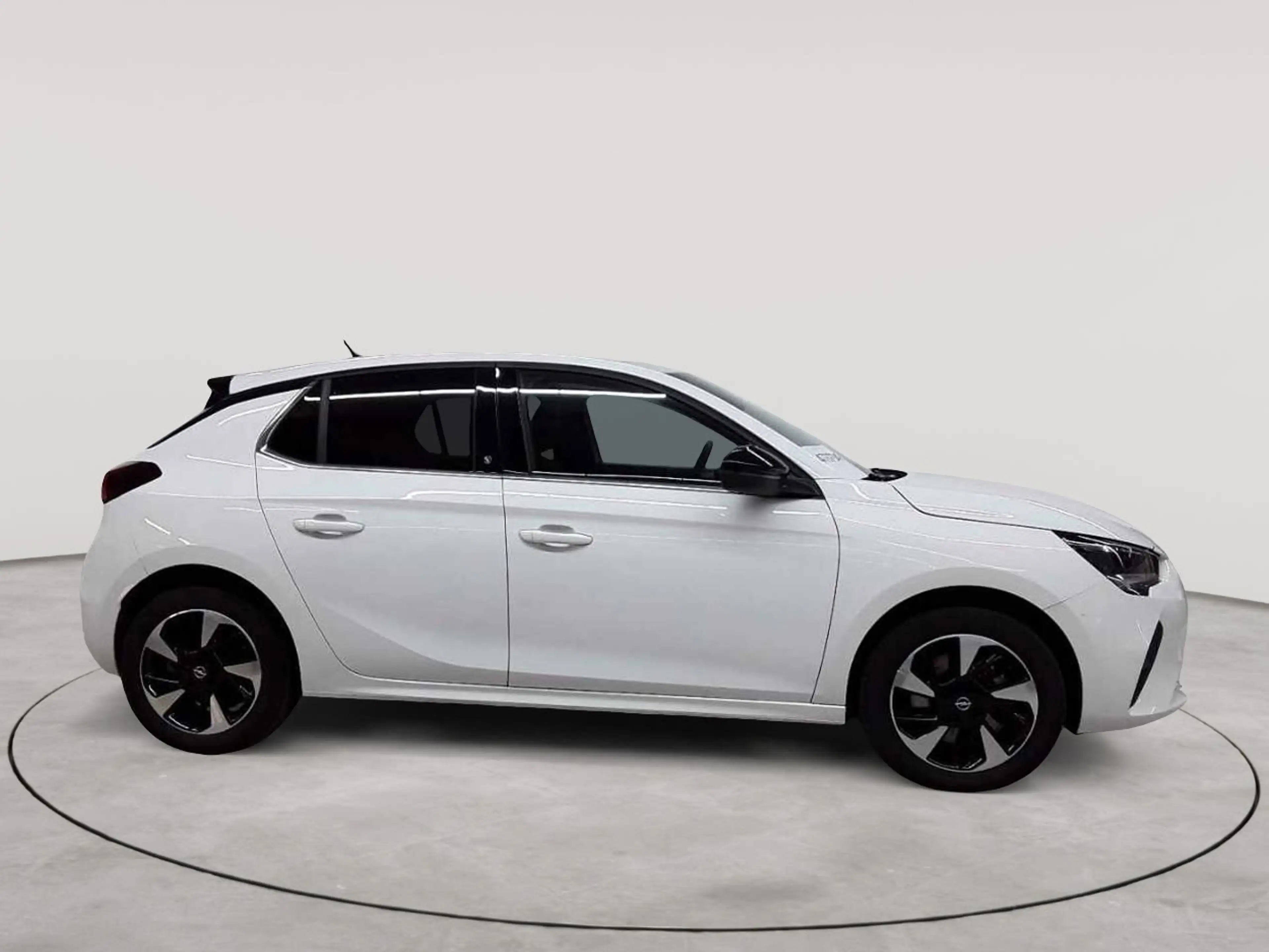 Opel Corsa-e Corsa-e Elegance Navi PDC SHZ — photo 3