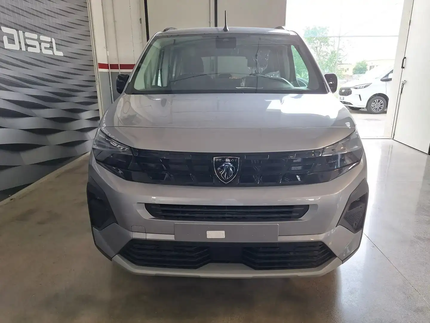 Peugeot Rifter BlueHDi EAT-8 GT STANDARD KM ZERO PRONTA CONSEGNA Gris - 2