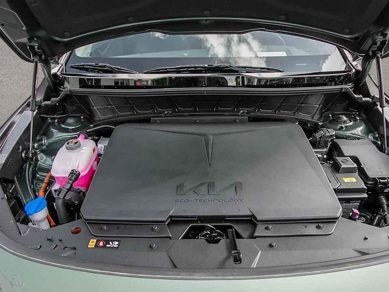 Kia Niro снимка Kia Niro