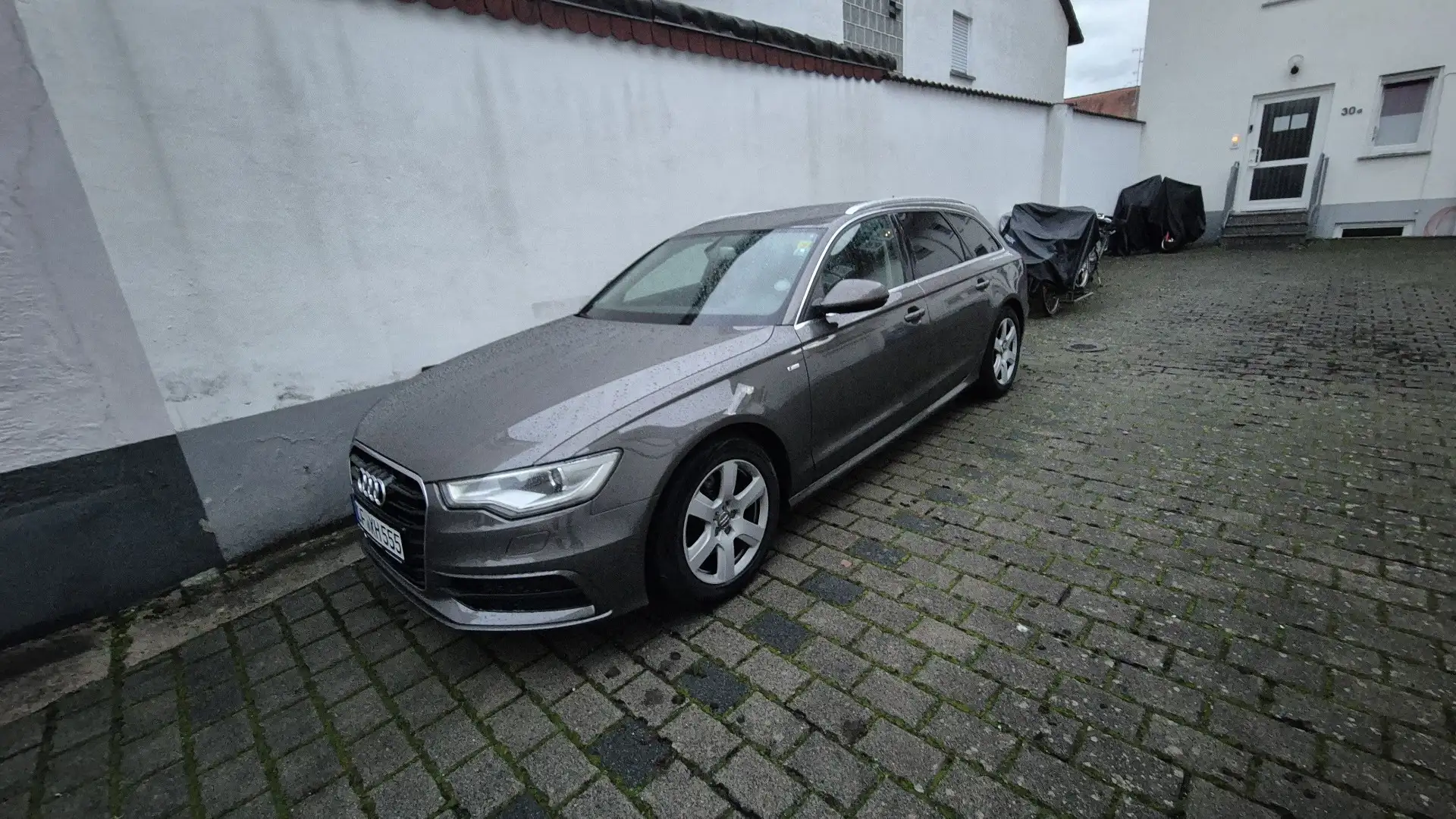 Audi A6 Avant 3.0 TDI DPF quattro S tronic Silber - 1