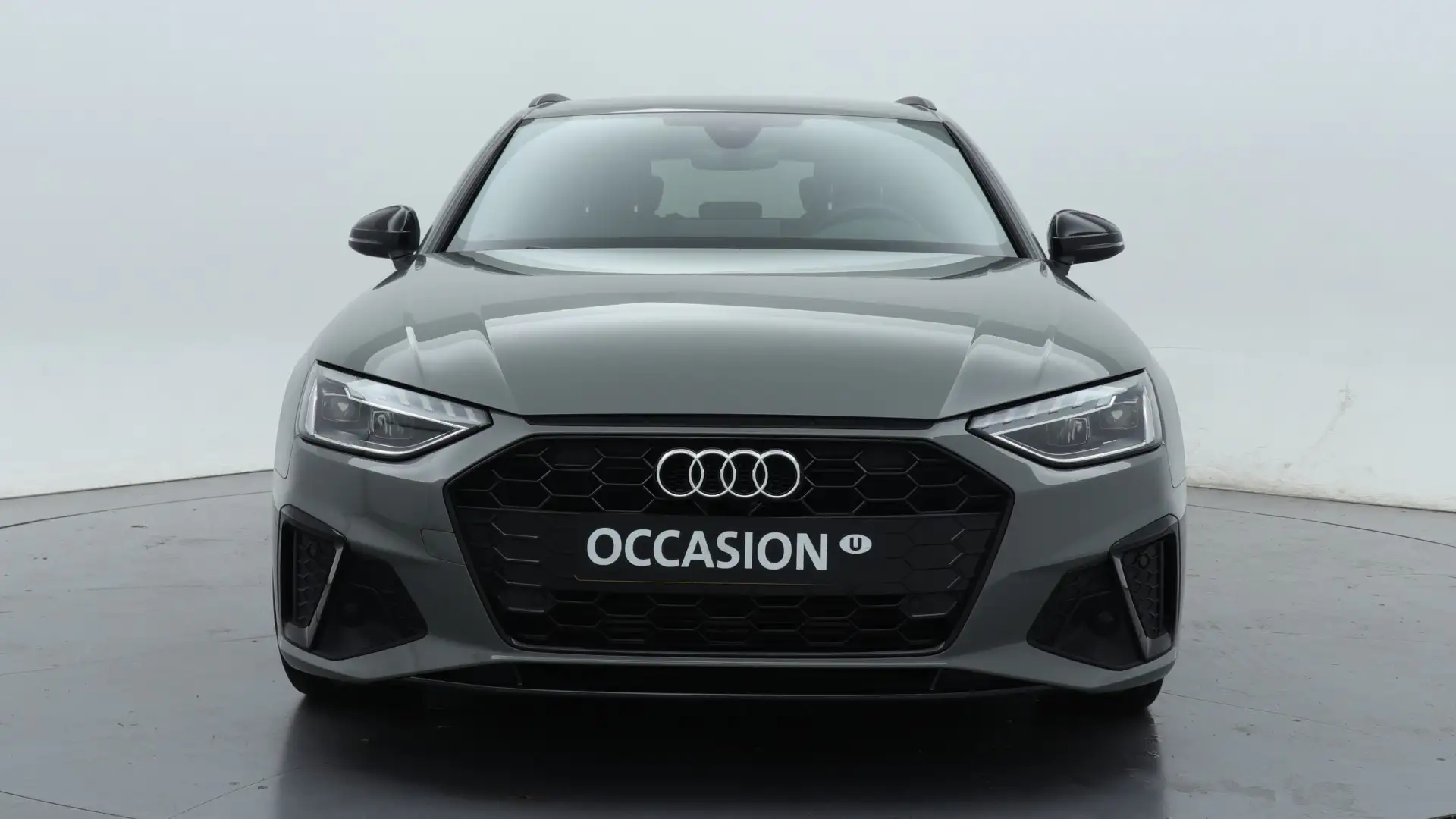 Audi A4 Avant 35 TFSI 150pk S edition Competition | Optiek Grijs - 2