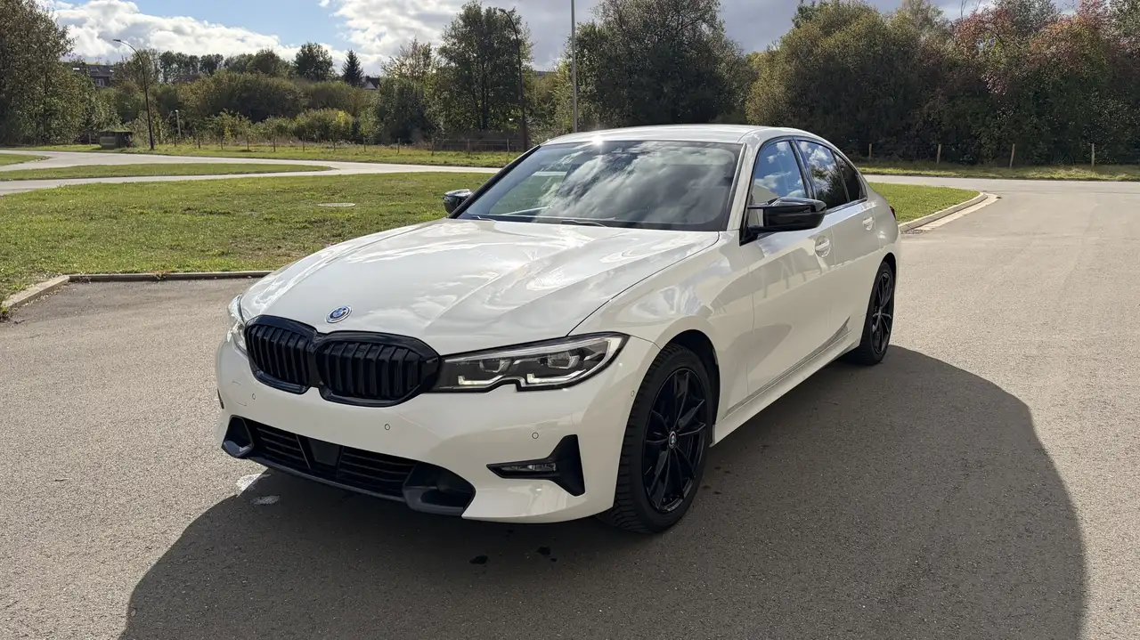 BMW 320