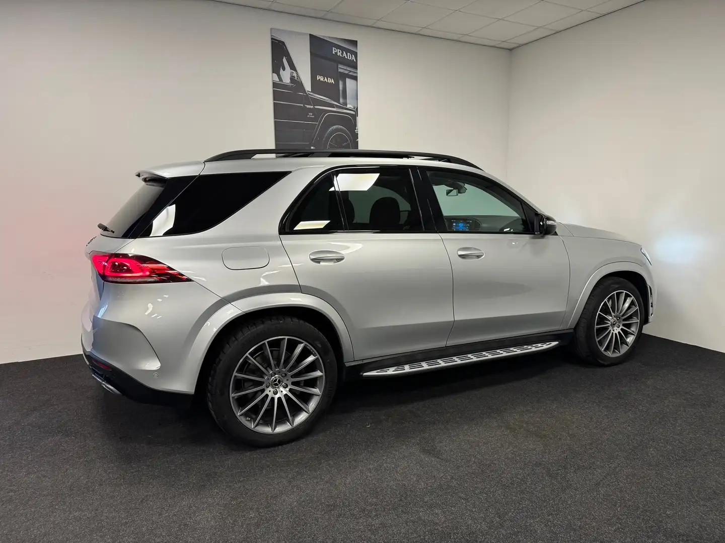 Mercedes-Benz GLE 350 de 4MATIC Business AMG Line Gris - 2