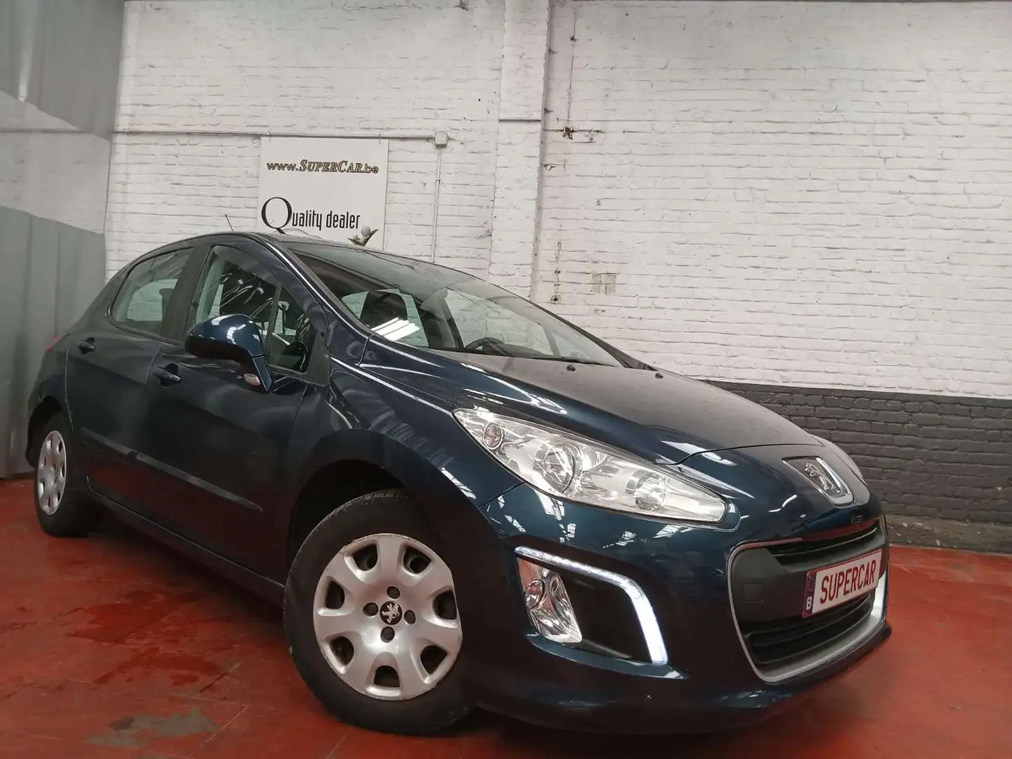 Peugeot 308 308 1.4i Confort Pack * NAVI * CAPT AR * 159 x 42* Bleu - 2