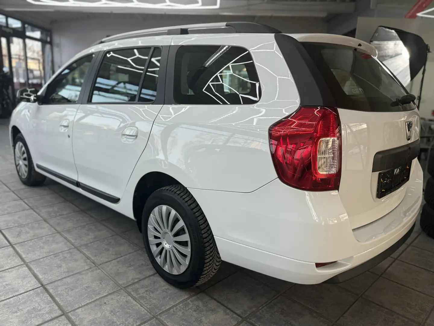 Dacia Logan MCV 0.9 TCe LPG Comfort, 1.Hand, Klima Weiß - 2