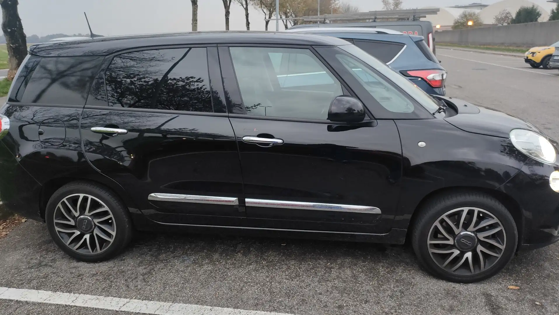 Fiat 500L Wagon 1.6 mjt Lounge 120cv 7p.ti my20 - 1