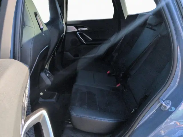 BMW X1 view 13